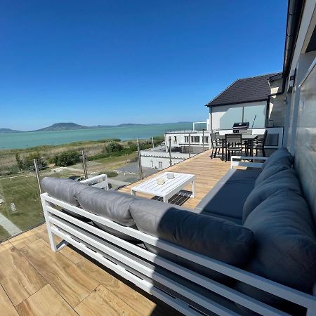 Fenyves Beach Apartman Delux Балатонфенивес Екстериор снимка