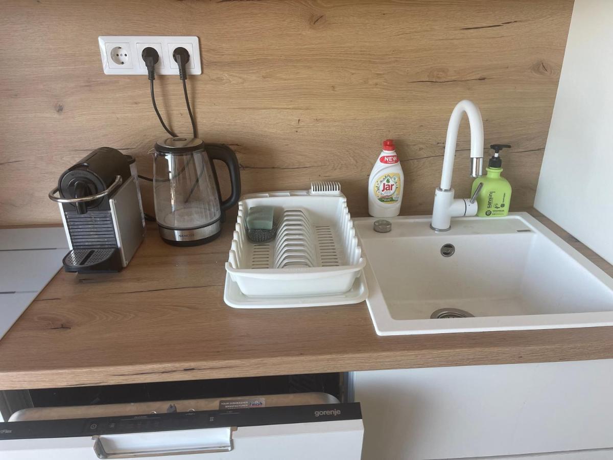 Fenyves Beach Apartman Delux Балатонфенивес Екстериор снимка