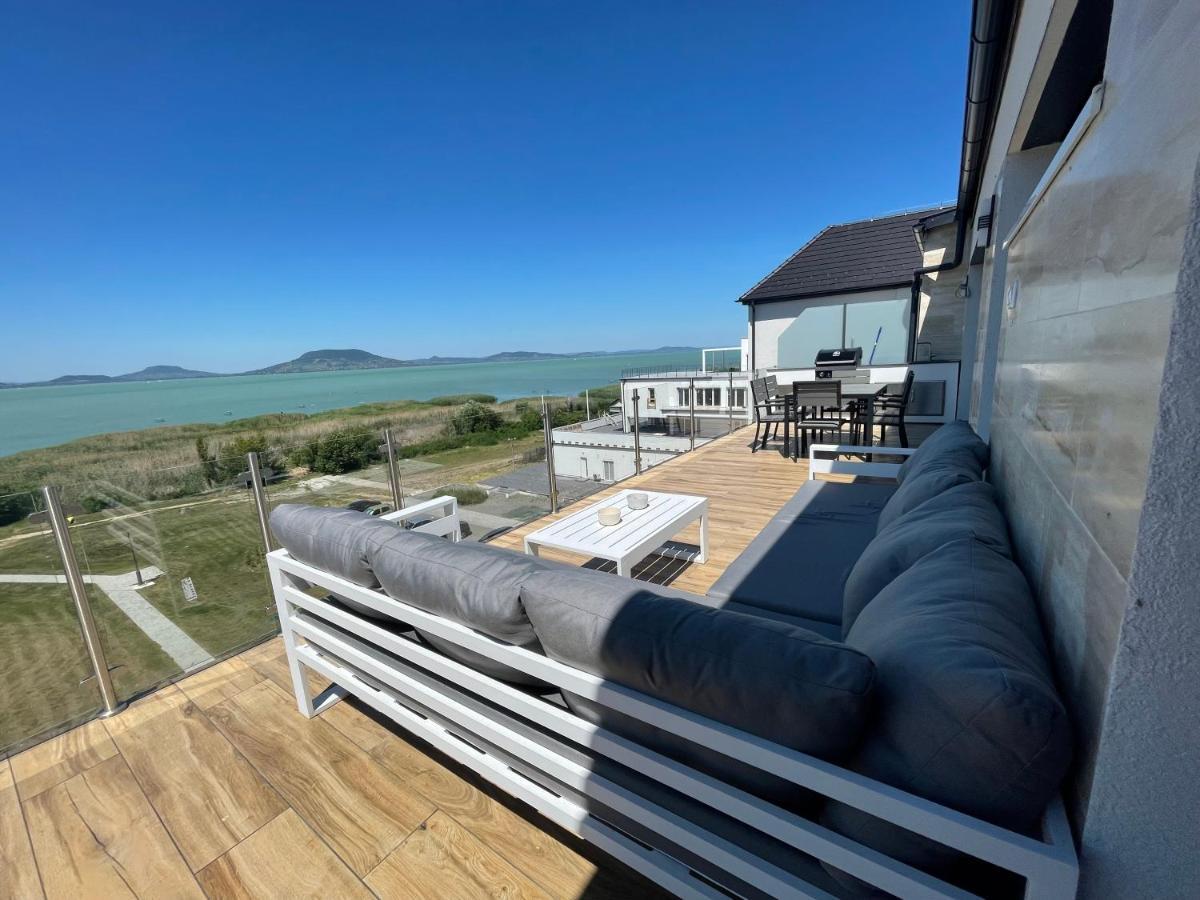 Fenyves Beach Apartman Delux Балатонфенивес Екстериор снимка