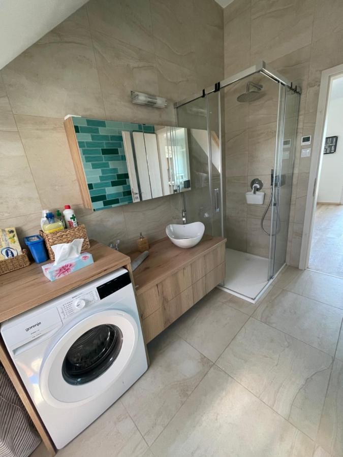Fenyves Beach Apartman Delux Балатонфенивес Екстериор снимка