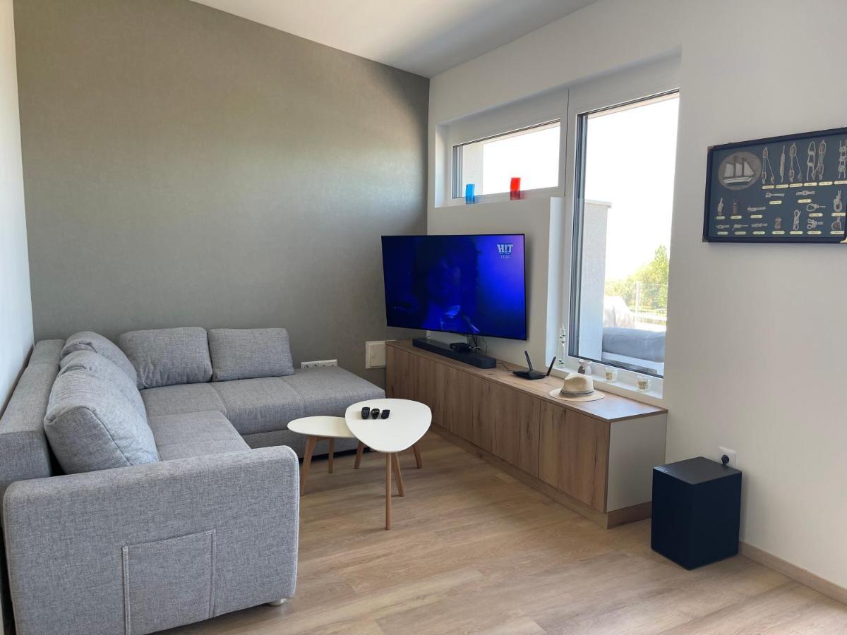 Fenyves Beach Apartman Delux Балатонфенивес Екстериор снимка