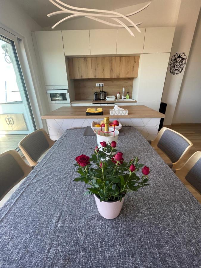 Fenyves Beach Apartman Delux Балатонфенивес Екстериор снимка