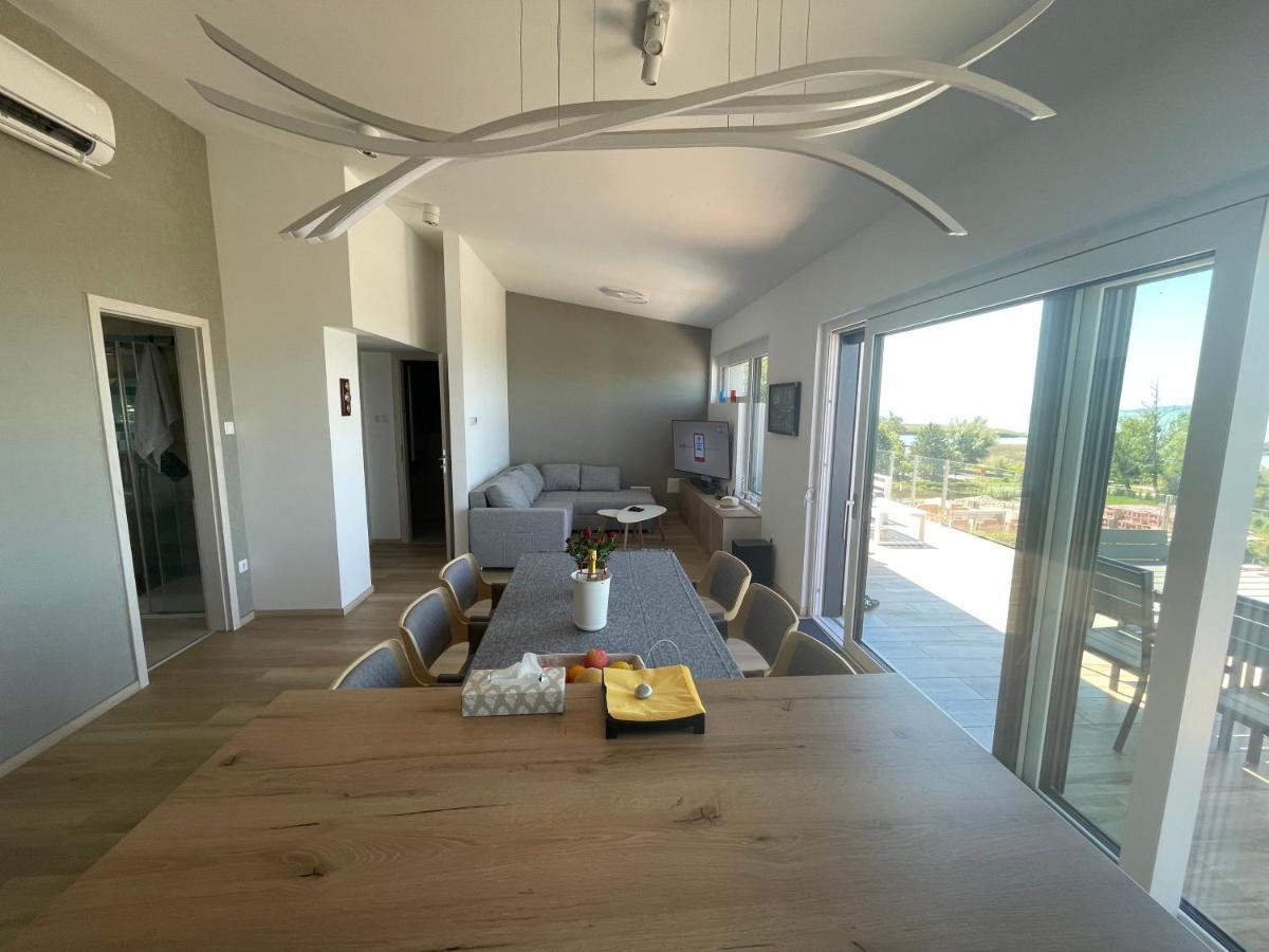 Fenyves Beach Apartman Delux Балатонфенивес Екстериор снимка