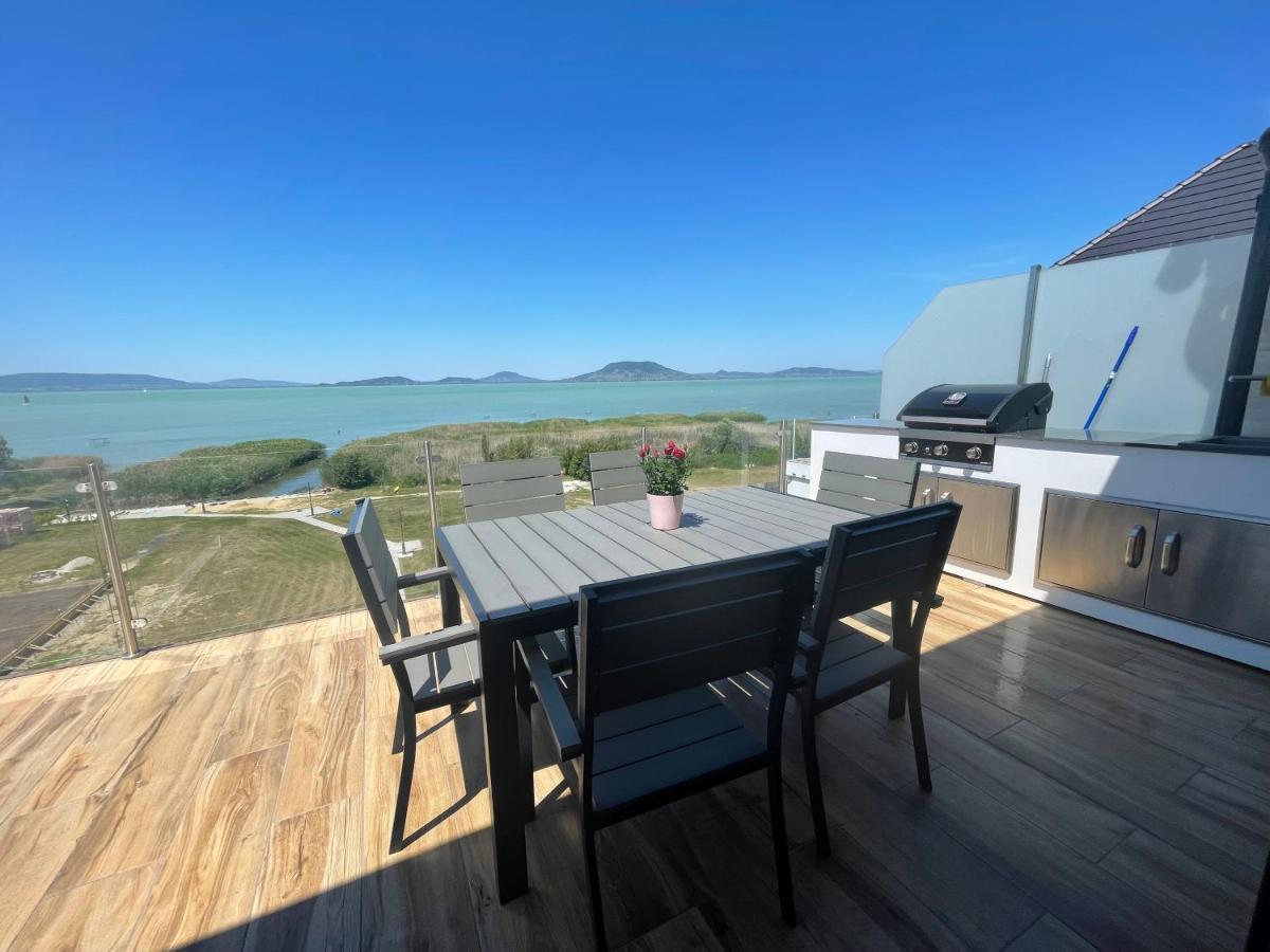 Fenyves Beach Apartman Delux Балатонфенивес Екстериор снимка